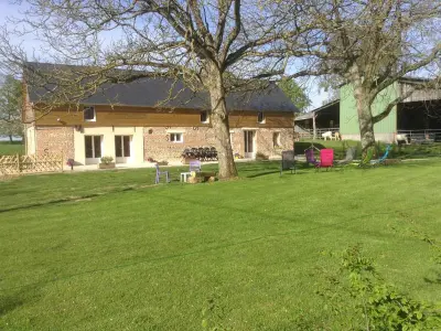 Gite à Saint Martin Osmonville,Gîte familial en Normandie, 6 chambres, jardin, proche du Bocasse, parfait pour 12 personnes FR-1-441-490 N°833149