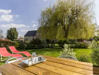 Gite in Muneville sur Mer,Maison de charme en pleine verdure avec jardin privatif et équipements pour un séjour relaxant FR-1-362-555 N°833434