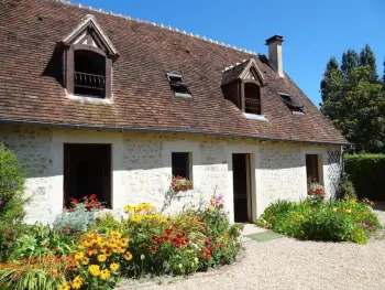 Casa rural en Saint Jouin de Blavou,Gîte familial avec grand jardin fleuri, cheminée et activités extérieures, proche Petite Cité de Caractère FR-1-497-38 N°833492