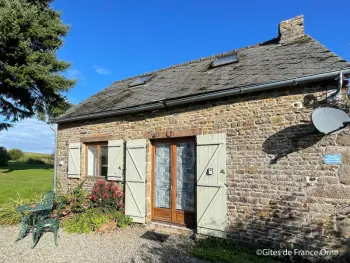 Orne, Gite in L'Épinay le Comte, Maison de campagne avec spa, proche de vergers et cité médiévale, animaux acceptés, recharge électrique FR-1-497-101 N°833559