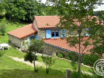 Gîte in Jeansagnière,Gîte Écologique à 10 min des Pistes avec Wi-Fi et Environnement Calme FR-1-496-98 N°833590