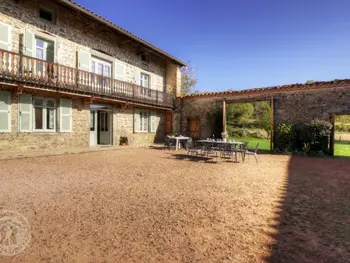 Agriturismo a Luré ,Grand gîte familial avec jardin privatif et équipements complets, au cœur de la campagne paisible FR-1-496-104 N°833597