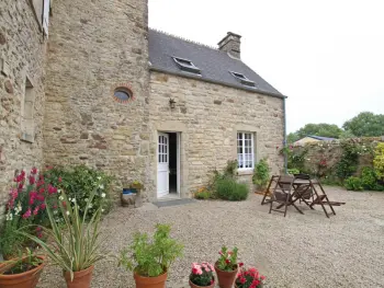 Gîte in Saint Germain de Tournebut,Charmante Maison avec Cour Privée, Jardin et Proche des Plages du Cotentin FR-1-362-576 N°833641