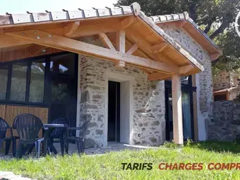 Agriturismo a Doizieux,Charmant Gîte en Pierre avec Terrasse et Confort Moderne dans le Parc du Pilat FR-1-496-155 N°833719