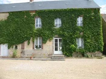 Casa rural en Bures,Charmante maison avec jardin, aux portes du Perche, idéale pour familles et activités de plein air FR-1-497-124 N°833823