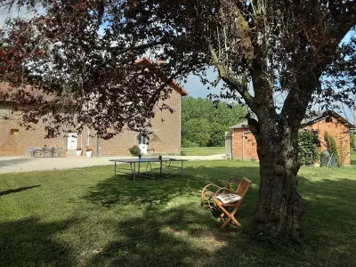 Gite à Yèvres le Petit,Maison spacieuse avec jardin, proche des lacs, idéale pour familles et amis, équipements complets FR-1-543-17 N°833949