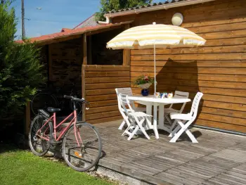 Appartement à Bouy Luxembourg,Studio chalet avec jardin clos, proche lacs Forêt d'Orient et Troyes, animaux acceptés FR-1-543-21 N°887172