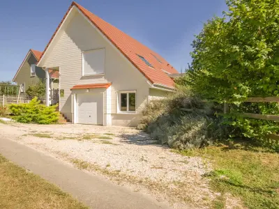 Gite à Ramerupt,Charmante maison en bois avec jardin clos, garage, et terrasse, proche des lacs de la Forêt d'Orient FR-1-543-30 N°833953