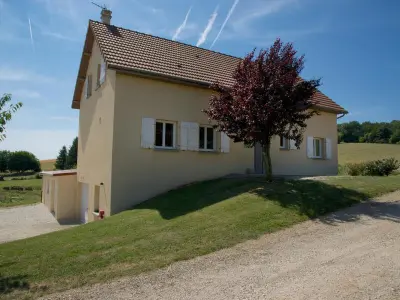 Gite à Paisy Cosdon,Gîte familial, accessible PMR, proche d'Aix-en-Othe, 4 chambres, jardin arboré, tout confort FR-1-543-85 N°833989