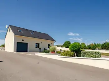 Casa rural en Plessis Barbuise,Maison charmante avec jardin proche de Provins et Nogent, idéale pour familles FR-1-543-205 N°834125