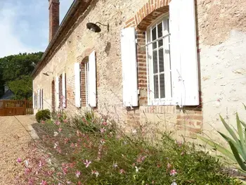 Casa rural en Les Villages Vovéens,Gîte de charme avec jardin, douves, vélos, et accueil animaux - 4 chambres, proche de Chartres FR-1-581-63 N°834133