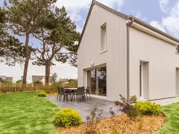 Gîte in Portbail,Maison de vacances avec jardin clos, proche plage, animaux acceptés, Barneville-Carteret 5 km FR-1-362-885 N°834160