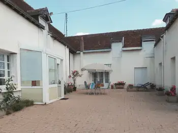 Cottage in Vernou sur Brenne,Gîte charmant près de Tours et Amboise avec Wi-Fi, cour privative, garage à vélos, accepte animaux FR-1-381-503 N°834169