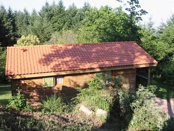 Gîte in Les Noes,Chalet de Montagne avec Terrasse, 2 Chambres, Activités Plein Air et Animaux Acceptés FR-1-496-244 N°834558