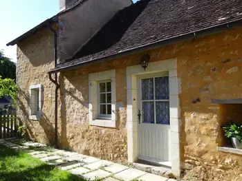 Gîte in Asnières sur Vègre,Gîte de Charme au Cœur d'une Petite Cité de Caractère près d'une Rivière et Monuments Historiques FR-1-410-237 N°834584