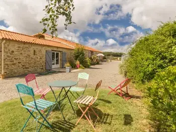 Agriturismo a Port Saint Père,Gîte charmant entre Nantes et la mer avec jacuzzi, jardin et vélos FR-1-306-1050 N°834694