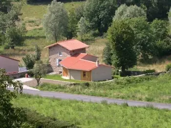 Agriturismo a Polignac,Maison de Charme à Proximité du Puy-en-Velay avec Jardin et Équipements Famille FR-1-582-117 N°834863