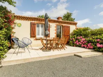 Gîte in Le Landreau,Gîte Authentique au Cœur des Vignes avec Terrasse Privative et Wifi, à 25 km de Nantes FR-1-306-813 N°834882