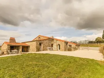 Gîte in Le Cellier,Maison de vignerons avec jardin, Wifi, animaux acceptés FR-1-306-891 N°834923