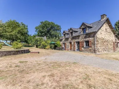 Gite à Moisdon la Rivière,Maison de Charme au Calme avec Jardin, Idéale Famille, Proche Nantes! FR-1-306-1008 N°834958