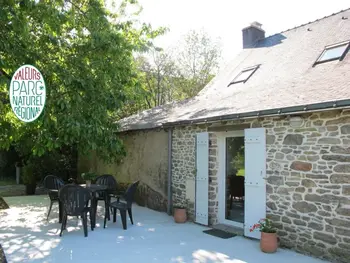 Casa rural en Herbignac,Gîte familial dans le Parc de Brière - Jardin arboré, terrasse, activités ludiques, Wifi inclus FR-1-306-1101 N°835002