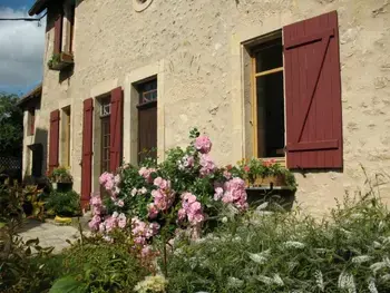 Casa rural en Crannes en Champagne,Maison du XVe restaurée avec cheminée,  jardin clos et bar privé FR-1-410-127 N°835038