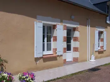 Gîte in La Chapelle aux Choux,Charmante Fermette Rénovée avec Terrasse Privative et Vélos, 2 Chambres, Proche Le Lude FR-1-410-155 N°835051