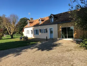 Gîte in Moncé en Belin,Longère rénovée proche du Mans avec jardin et salle de jeux FR-1-410-248 N°835098