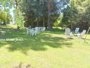 Gîte in Chemiré en Charnie,Grande maison familiale avec jardin, terrasse et équipements de loisirs, proche forêt de la Charnie FR-1-410-297 N°835113