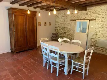 Casa rural en Mézières sous Lavardin,Maison de Village avec Jardin, Parc Privé et Box Fibre, Animaux Bienvenus, à 15 min du Mans FR-1-410-333 N°835143