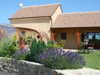 Gîte in Pouligny Notre Dame,Maison de charme en Berry près d'un golf & spa, jardin d'hiver, vélos, animaux bienvenus - tout inclus FR-1-591-332 N°838317