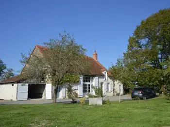 Gîte in Tranzault,Ancienne ferme rénovée au cœur de la Vallée Noire avec jardin clos, vélos et équipements complets FR-1-591-111 N°838716