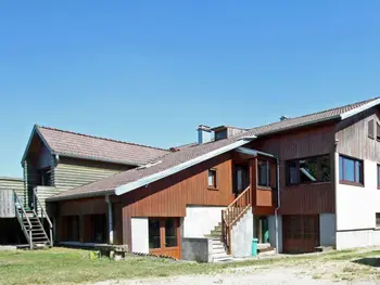 Gite in Pierrefitte,Gîte familial avec salle de jeux, cheminée, terrasse et proche de sites touristiques FR-1-589-186 N°838820