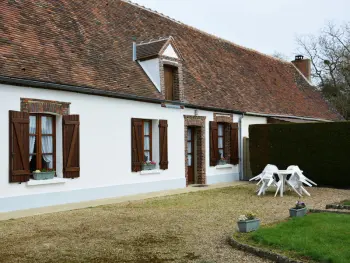 Gîte in Vaupillon,Gîte de Charme à la Campagne avec Jardin Clos et Collection d'Outils Agricoles FR-1-581-9 N°838840