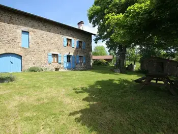 Cottage in Lapte,Gîte rustique avec grand terrain près de Lapte, à 5 km du barrage de Lavalette FR-1-582-147 N°838889