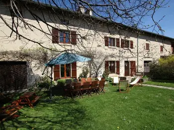 Gite in Le Monastier sur Gazeille,Ferme restaurée avec jardin clos et terrasse, proche Puy en Velay FR-1-582-271 N°838935