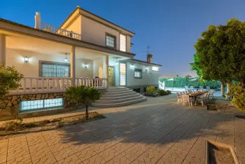 Villa en Mutxamel, Grand White House 758014 N°772102