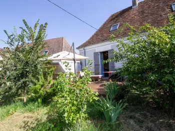 Gîte in Saint Pierre de Chignac,Maison périgourdine rénovée avec cheminée, jardin clos et jeux pour enfants FR-1-616-223 N°839542