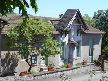 Casa rural en La Chabanne,Retraite en Montagne Bourbonnaise: Gîte Convivial pour 14 Pers., Proche Loisirs et Nature FR-1-489-343 N°840969