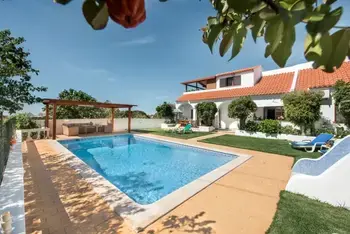 Villa en Armacao de Pera,Villa V3 With Private Pool And Air Cond 551573 N°748242