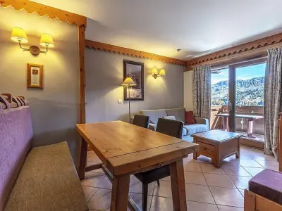 Appartement à Plagne Aime 2000,Appartement charmant avec balcon, piscine & parking à Plagne Aime 2000 FR-1-351-137 N°891421