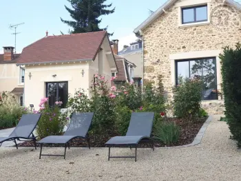 Yvelines, Gîte in Senlisse, Gîte de Charme à Senlisse: Confort Haut de Gamme, Parc Arboré, Cheminée, Wifi Gratuit, Proche Châteaux FR-1-527-9 N°841930