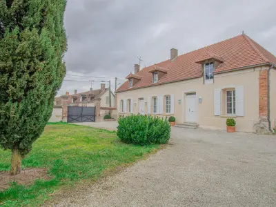 Gite à Rilly Sainte Syre,Maison de plain-pied charmante avec jardin privé, près de Troyes, animaux acceptés FR-1-543-234 N°842514