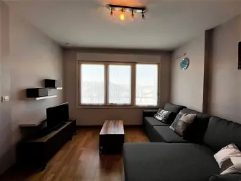 Apartamento en Urrugne,Charmant T2 avec cuisine ouverte près de la frontière espagnole, idéal pour famille ou amis FR-1-239-740 N°893306