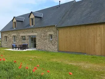 Cottage in Pontorson,Maison indépendante 3 chambres près du Mont St-Michel avec jardin clos et accès direct GR223 FR-1-362-964 N°845237