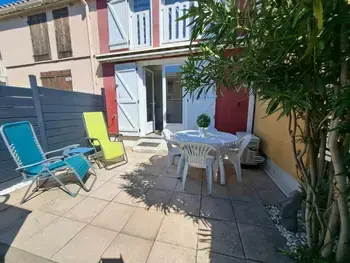 Appartement in Marseillan,Charmante maison 2 pièces cabine 6 personnes, proche mer et étang, terrasse avec BBQ FR-1-326-752 N°893916