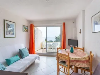 Apartment in Le Lavandou,Les Pescadieres FR8420.136.4 N°845460