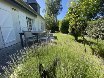 Huisje in Fouesnant,Grande maison 4* à Beg Meil avec jardin, à 1 km de la plage FR-1-481-119 N°849771