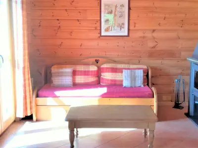 Chalet à La Joue du Loup,Chalet 6 pers avec piscine & parking, La Joue du Loup FR-1-504-638 N°849946