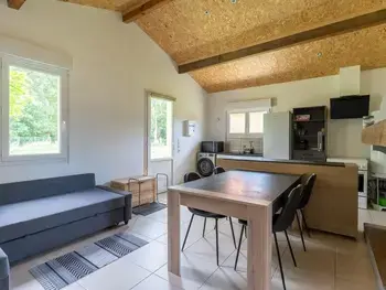 Casa en Biscarrosse,Maison de 40m² à Biscarrosse - Proche lac, pistes cyclables, plage - Accueille 4 pers. - Animaux OK FR-1-319-484 N°852653